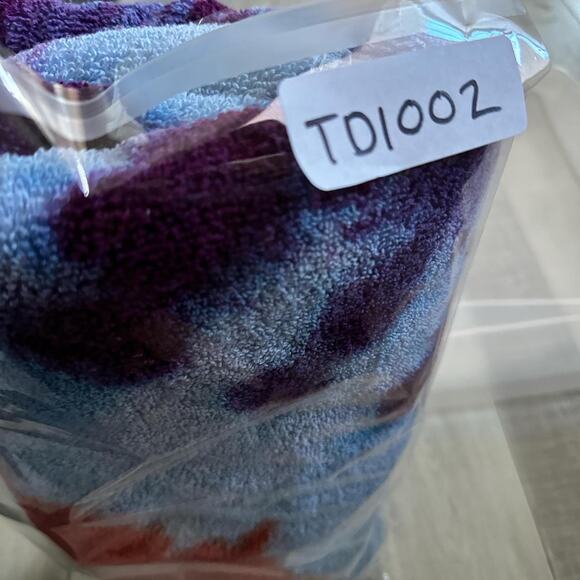 Brand New Tie Dye Towel Dimensions: 29” x 49” - Picture 8 of 8